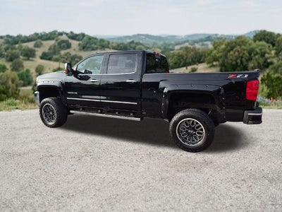 2018 Chevrolet Silverado 2500 HD Crew Cab Standard Box 4-Wheel Drive LTZ