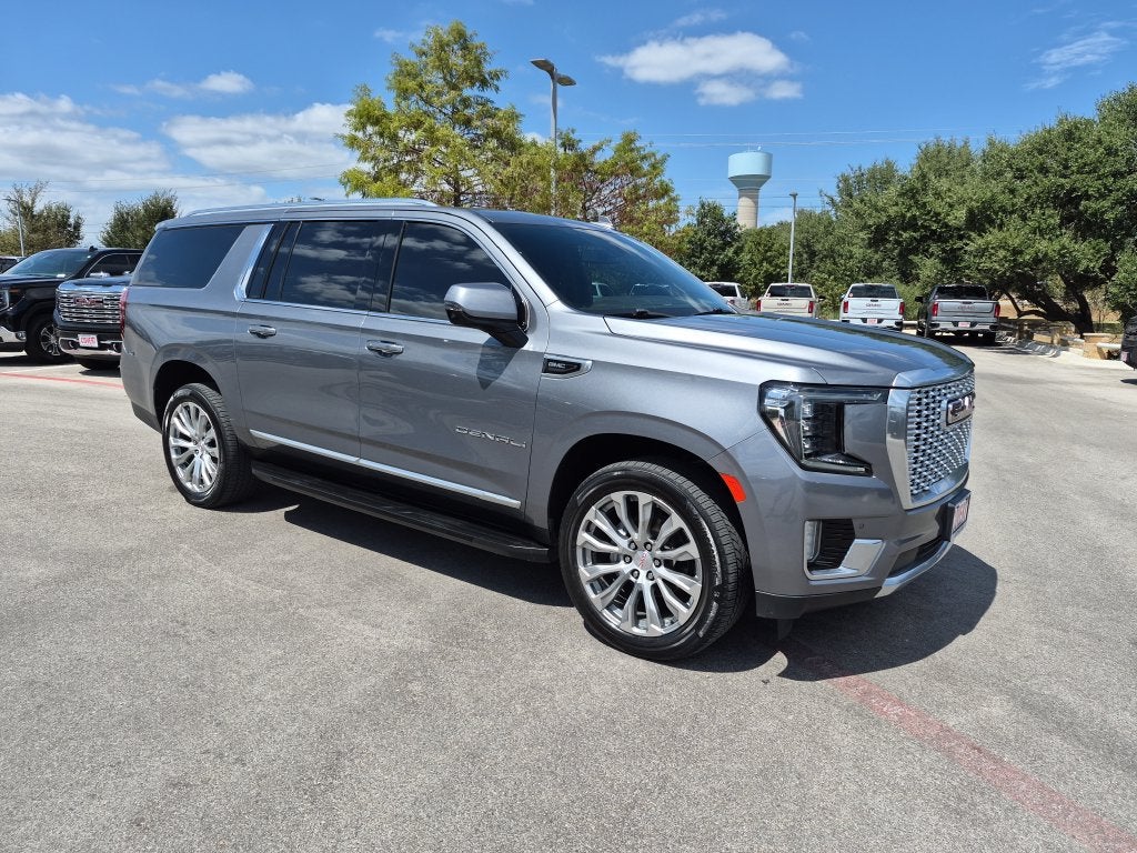 2022 GMC Yukon XL Denali