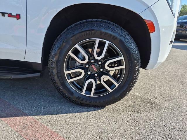 2023 GMC Yukon 4WD 4dr AT4