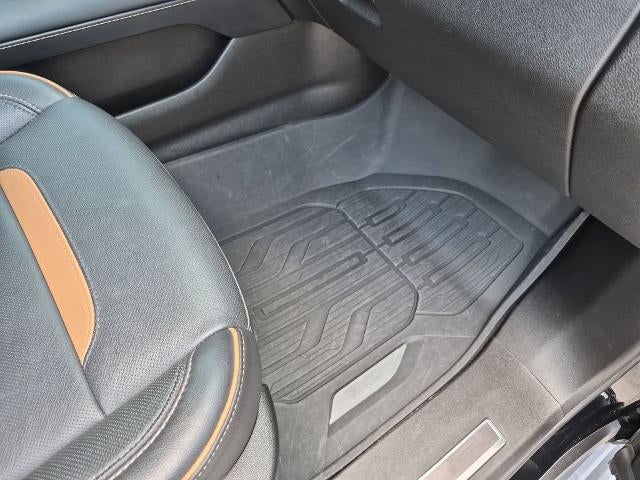 2024 GMC Yukon 4WD 4dr AT4