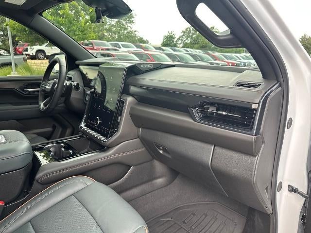 2025 GMC Yukon 4WD 4dr AT4