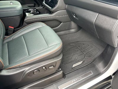 2025 GMC Yukon 4WD 4dr AT4