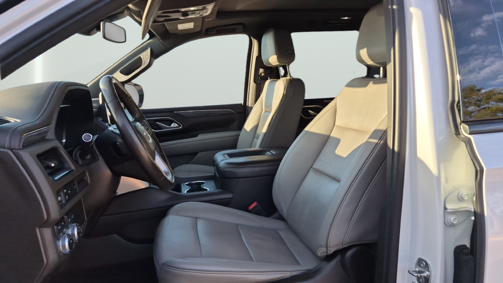2022 GMC Yukon XL SLT