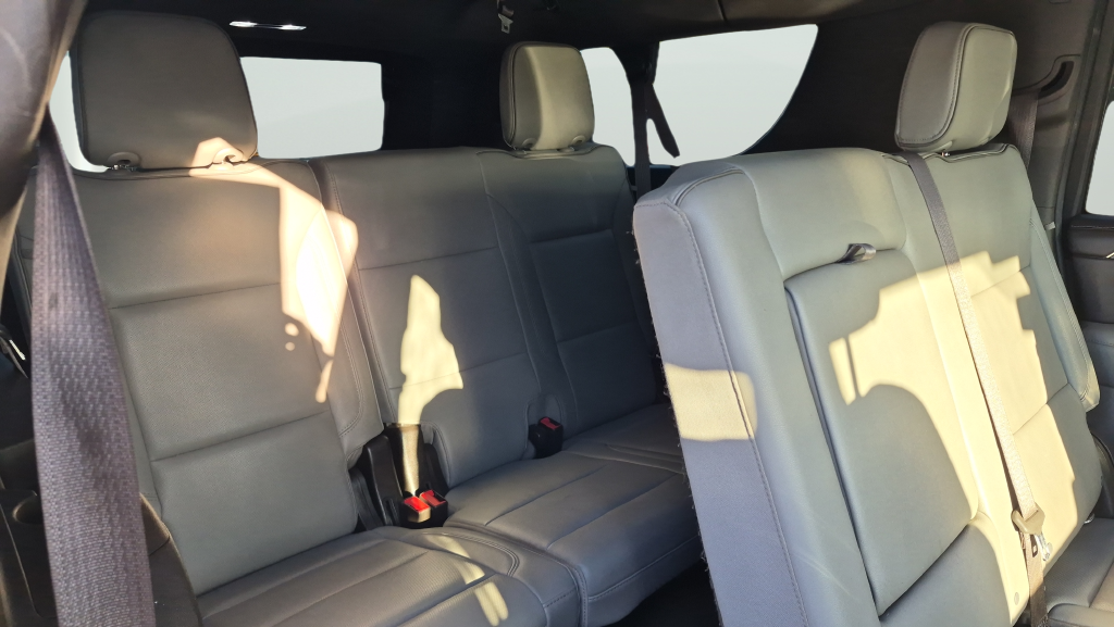 2022 GMC Yukon XL SLT