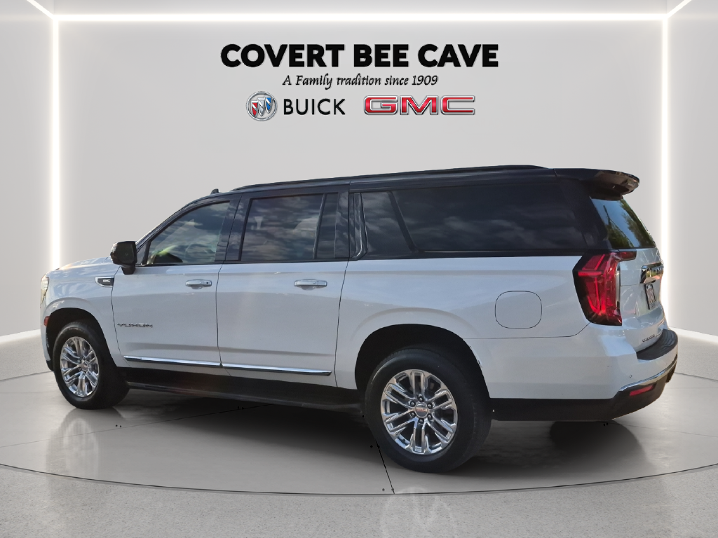 2022 GMC Yukon XL SLT