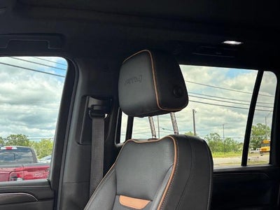 2022 GMC Yukon XL 4WD 4dr AT4