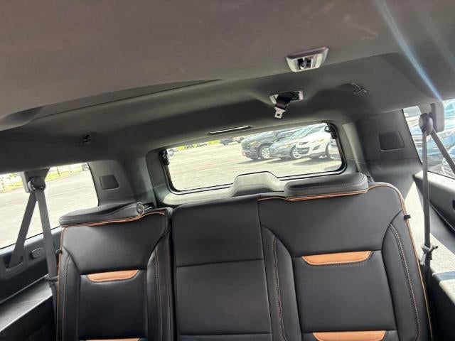 2022 GMC Yukon XL 4WD 4dr AT4
