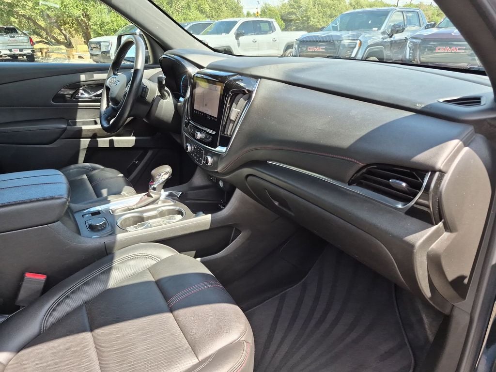 2022 Chevrolet Traverse RS