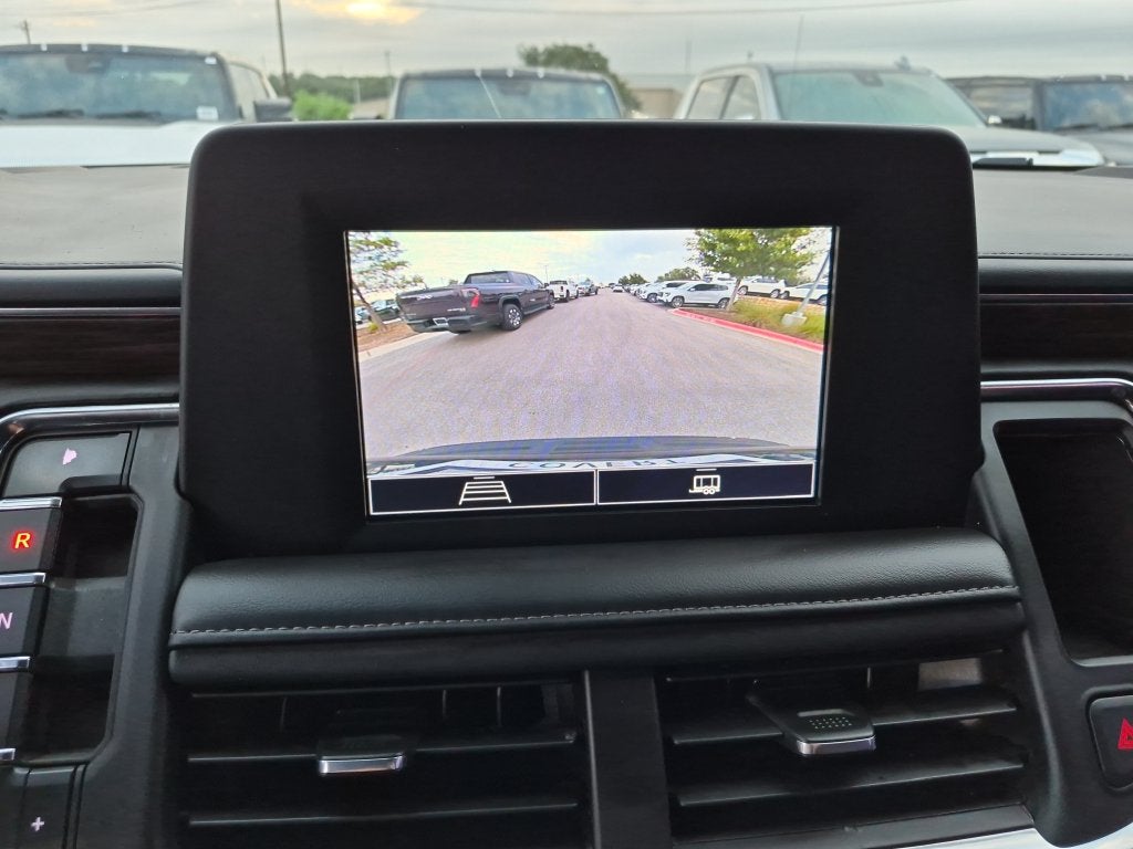 2023 Chevrolet Suburban LS