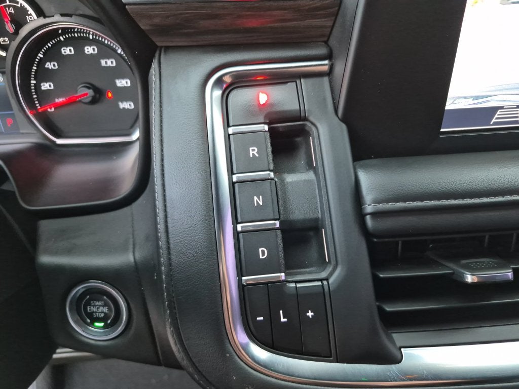 2023 Chevrolet Suburban LS