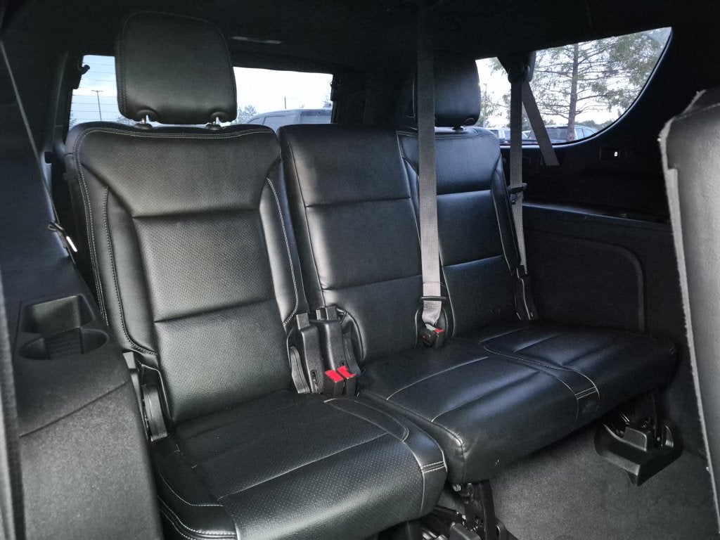 2023 Chevrolet Suburban LS