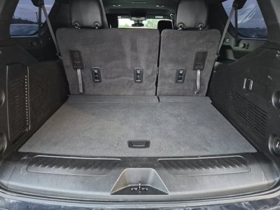 2023 Chevrolet Suburban LS
