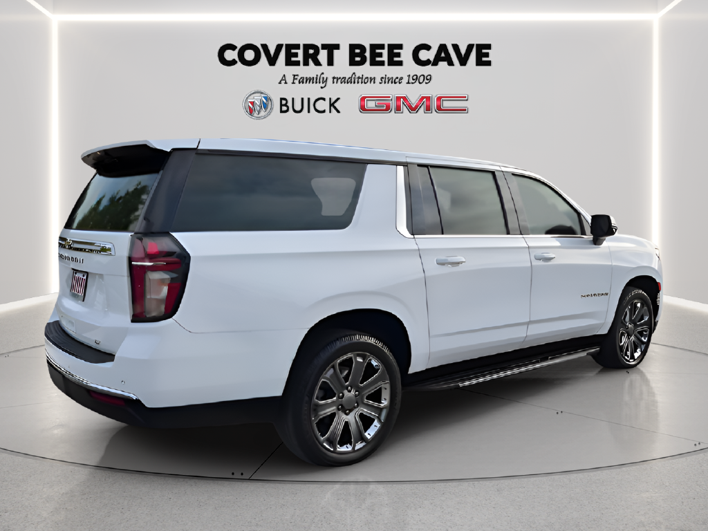 2022 Chevrolet Suburban LT