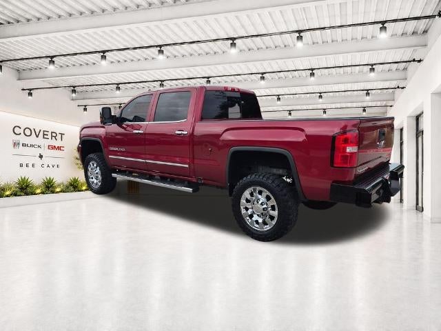 2018 GMC Sierra 2500 HD Crew Cab Standard Box 4-Wheel Drive Denali