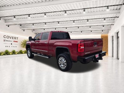 2018 GMC Sierra 2500 HD Crew Cab Standard Box 4-Wheel Drive Denali