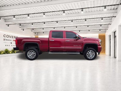 2018 GMC Sierra 2500 HD Crew Cab Standard Box 4-Wheel Drive Denali