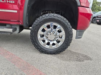 2018 GMC Sierra 2500 HD Crew Cab Standard Box 4-Wheel Drive Denali