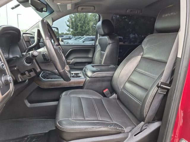 2018 GMC Sierra 2500 HD Crew Cab Standard Box 4-Wheel Drive Denali