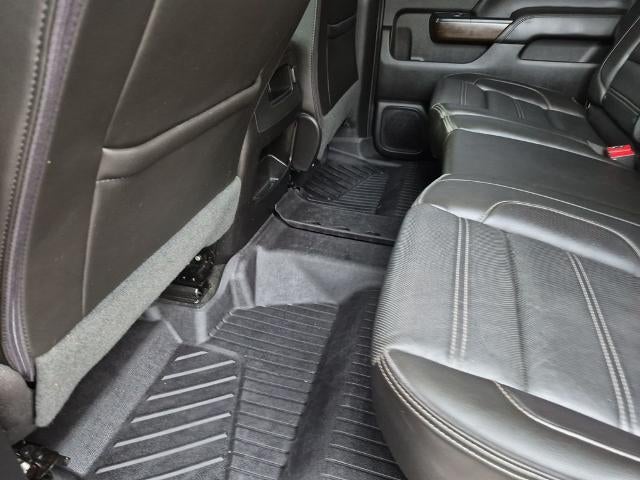 2018 GMC Sierra 2500 HD Crew Cab Standard Box 4-Wheel Drive Denali
