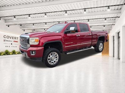 2018 GMC Sierra 2500 HD Crew Cab Standard Box 4-Wheel Drive Denali