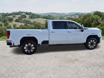 2024 GMC Sierra 2500 HD Crew Cab Standard Box 4-Wheel Drive Denali