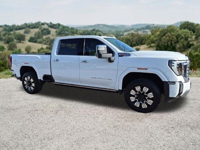 2024 GMC Sierra 2500 HD Crew Cab Standard Box 4-Wheel Drive Denali
