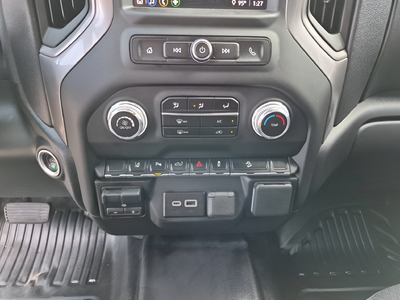 2025 GMC Sierra 2500HD Pro