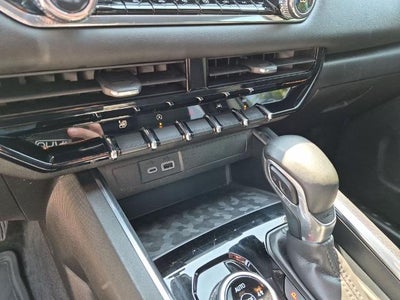 2024 GMC Canyon Crew Cab Short Box 4-Wheel Drive Elevation