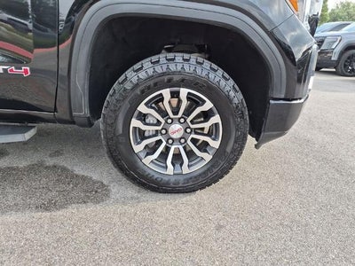 2019 GMC Sierra 1500 Crew Cab Short Box 4-Wheel Drive AT4