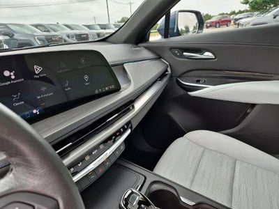 2024 Cadillac XT4 FWD 4dr Sport