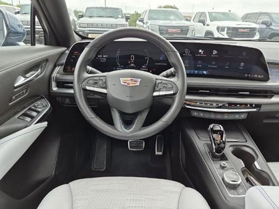 2024 Cadillac XT4 FWD 4dr Sport