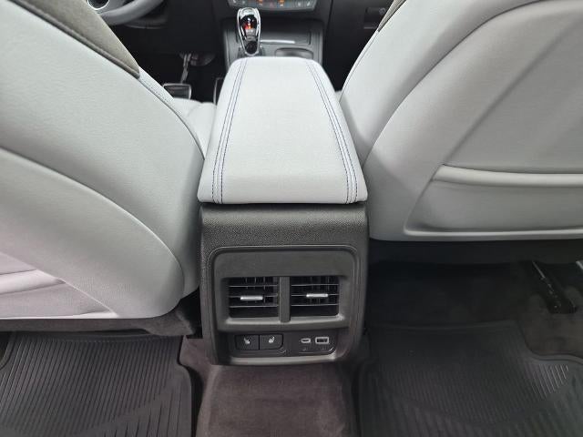 2024 Cadillac XT4 FWD 4dr Sport