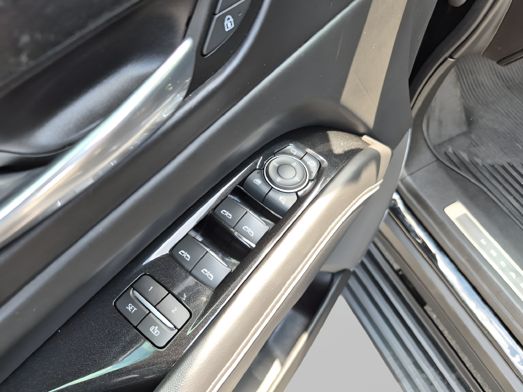 2022 Cadillac Escalade Premium Luxury Platinum