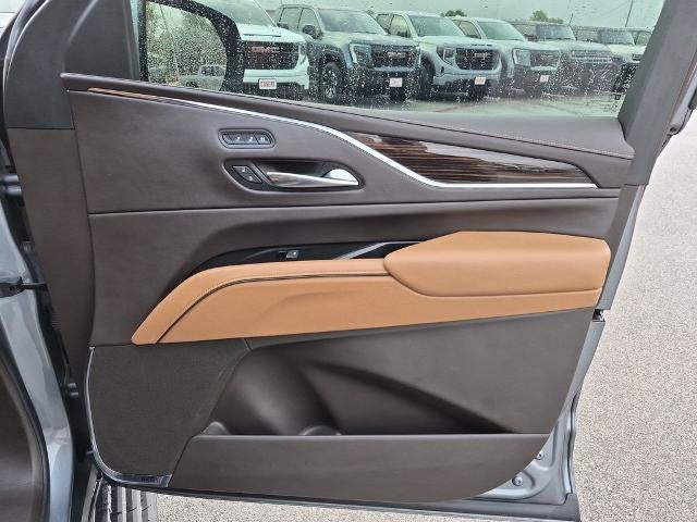 2022 Cadillac Escalade ESV 4WD Sport