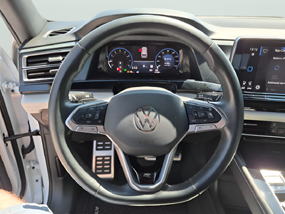2024 Volkswagen Atlas Cross Sport 2.0T SEL Premium R-Line