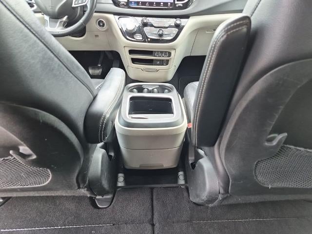 2022 Chrysler Pacifica Touring L FWD