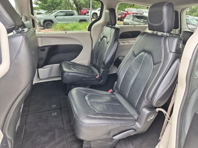 2022 Chrysler Pacifica Touring L FWD
