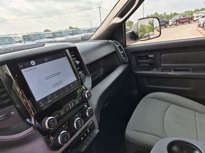 2022 RAM 3500 Tradesman 4x4 Crew Cab 6'4" Box