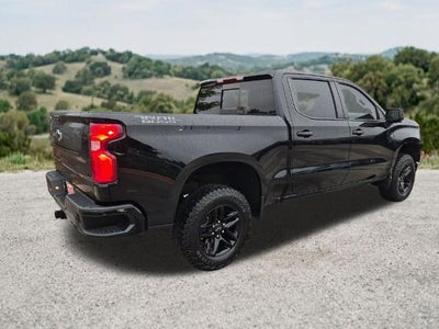 2024 Chevrolet Silverado 1500 Crew Cab Short Box 4-Wheel Drive LT Trail Boss