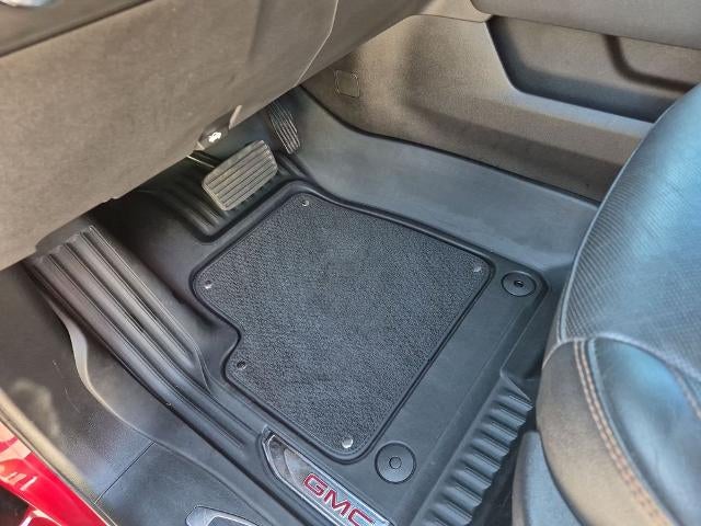 2023 GMC Sierra 1500 Crew Cab Short Box 4-Wheel Drive AT4