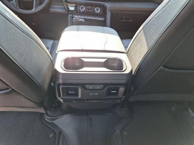 2023 GMC Sierra 1500 Crew Cab Short Box 4-Wheel Drive AT4