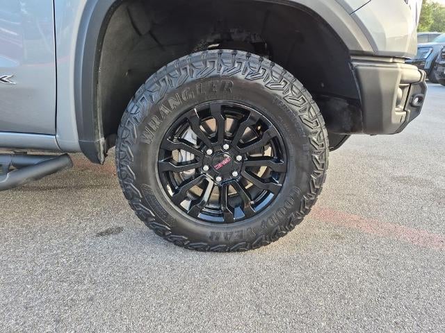 2023 GMC Sierra 1500 Crew Cab Short Box 4-Wheel Drive AT4X