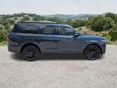2025 Lincoln Navigator Reserve 4x4