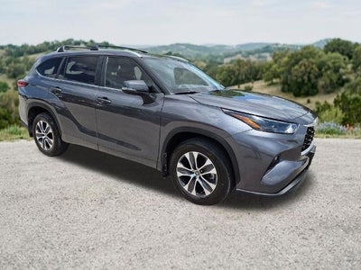 2023 Toyota Highlander XLE AWD (Natl)