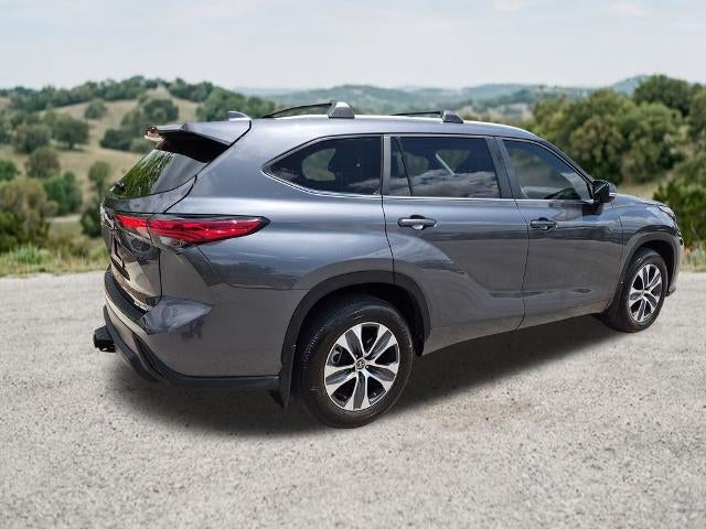 2023 Toyota Highlander XLE AWD (Natl)
