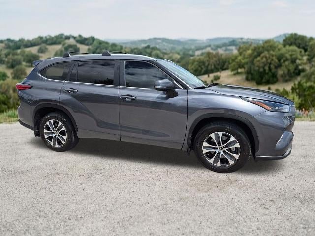 2023 Toyota Highlander XLE AWD (Natl)