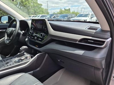 2023 Toyota Highlander XLE AWD (Natl)