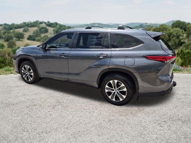 2023 Toyota Highlander XLE AWD (Natl)