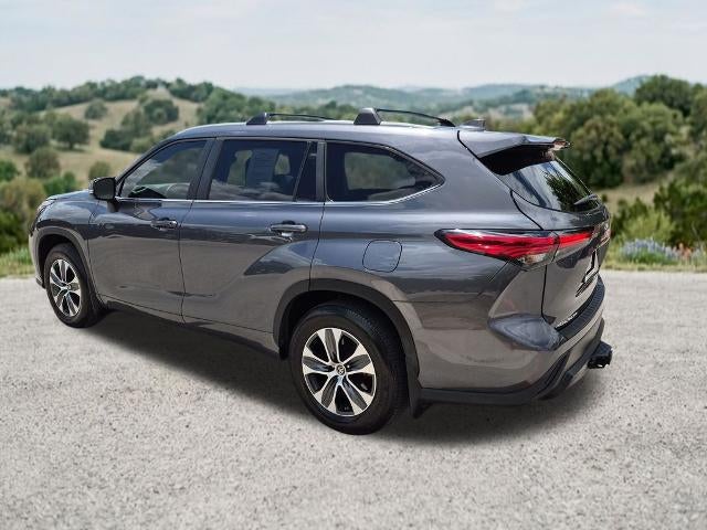 2023 Toyota Highlander XLE AWD (Natl)