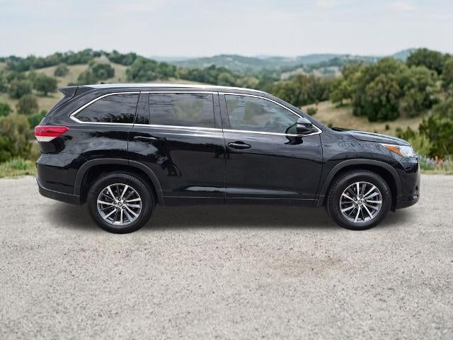 2017 Toyota Highlander XLE V6 FWD (Natl)